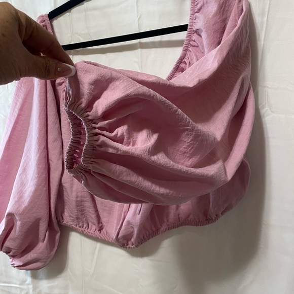 ELOQUII Pink Blouse Size L Gathered Neck on the Shoulder - Picture 4 of 6